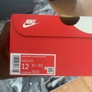 Dunk low Chicago Split size 12 Deadstock. $160